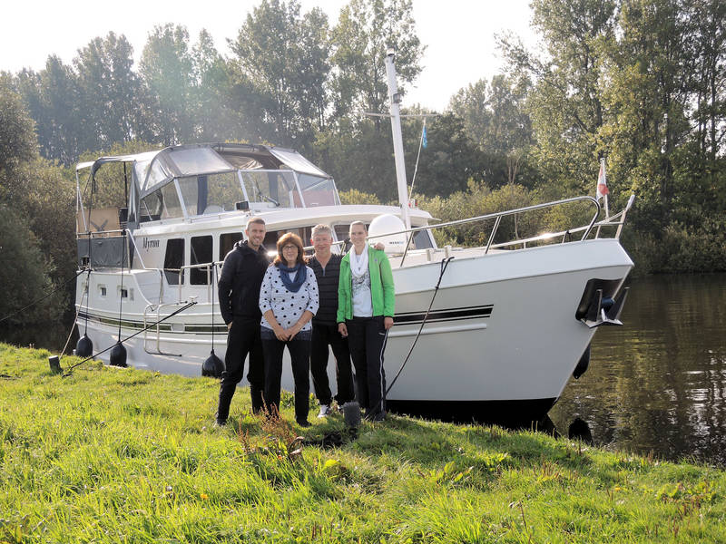 Familie Krmer aus Deutschland Bootsurlaub in Holland.jpg