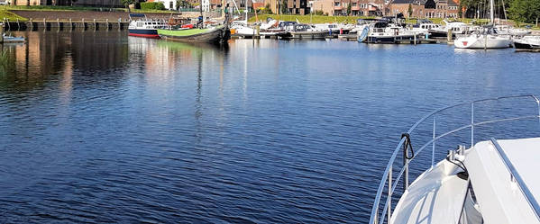 Ein Boot mieten ohne Führerschein in Holland.jpg