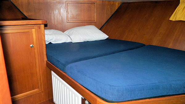 Die Betten an Bord sind Einzel- oder Doppelbetten