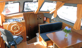 An Bord des Mietbootes Carla