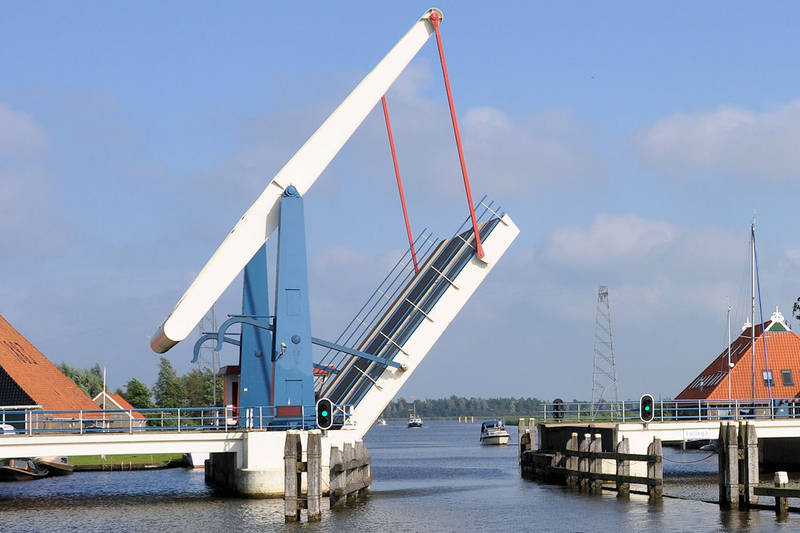 Follegasloot-Brücke in Friesland