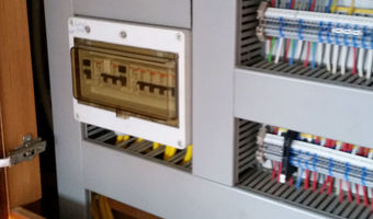 Strom an Bord der Yachten