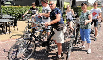 Holland ist ein waschechtes Fahrradparadies: Radfahren in Earnewald