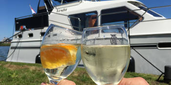 Die Yachten von Yachtcharter Yachts4U in Friesland Holland