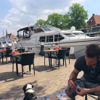 Anlegen im Zentrum jeder Stadt oder jedes Dorfes