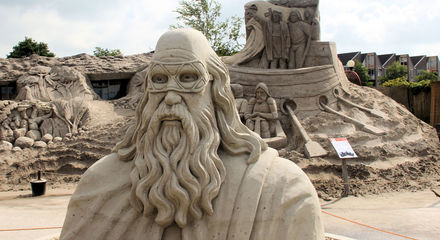 Sandskulpturen in Sneek.jpg