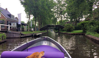Eine Weile nicht auf dem Mietboot... jetzt mit der Schaluppe in Giethoorn unterwegs