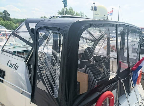 Carla mt gesloten tent.jpg