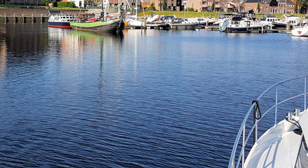 Ein Boot mieten ohne Führerschein in Holland.jpg
