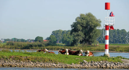 Bij de Spooldersluis naar de IJssel omgekeerd.jpg