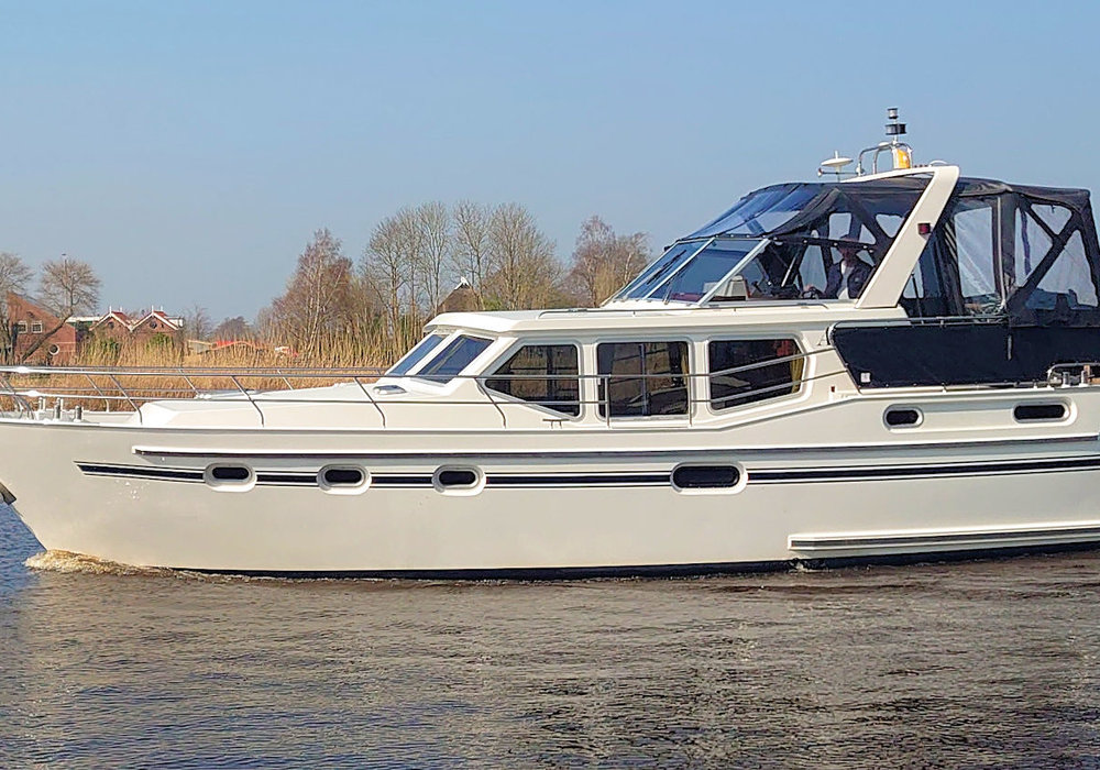Die Yacht Amora mieten in Holland