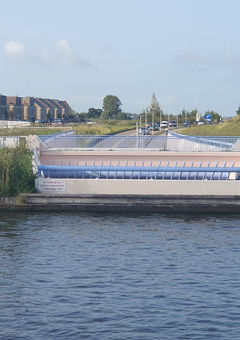 Autoverkehr unter Ihnen